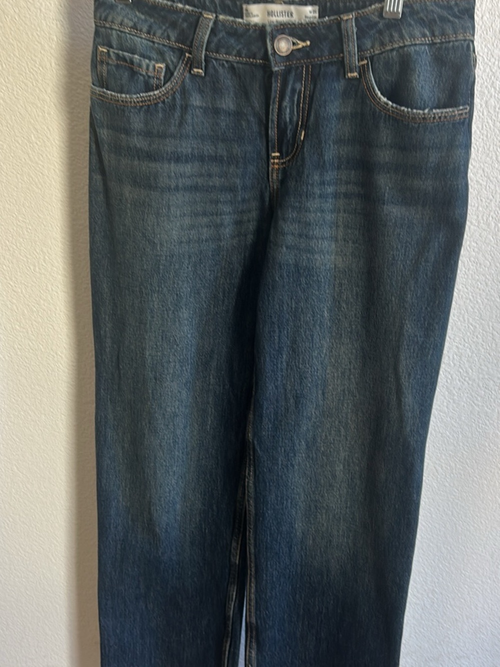 Hollister Men's Straight Dark Wash Jeans